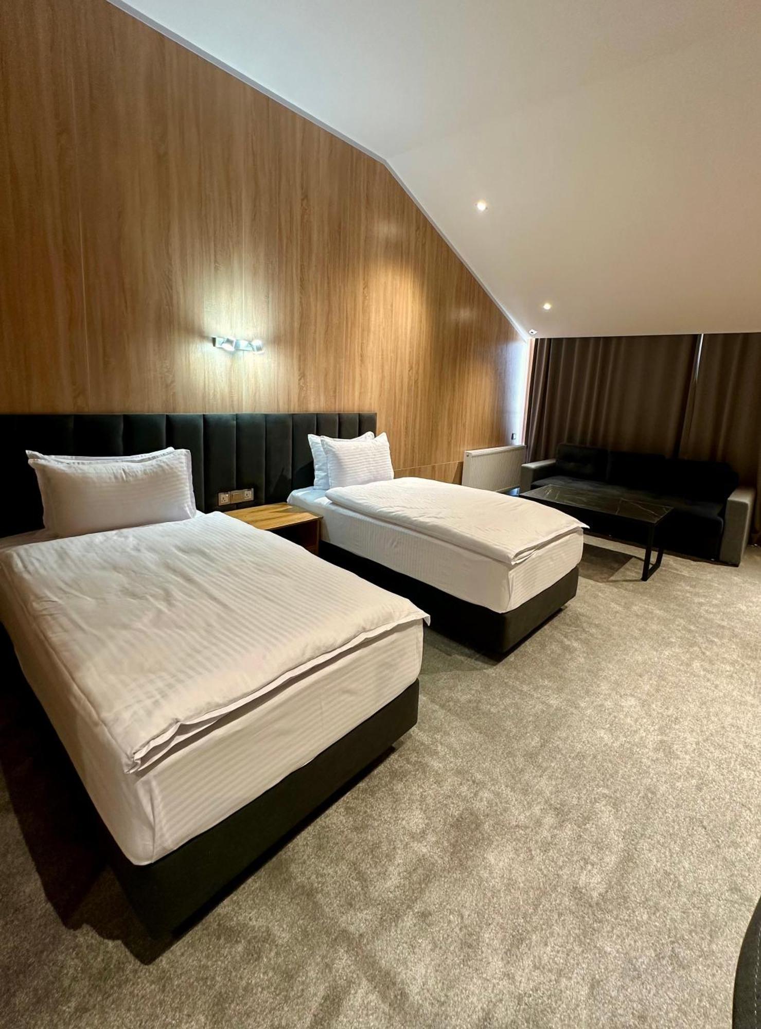 Wellfort Hotel 사마르칸트 외부 사진