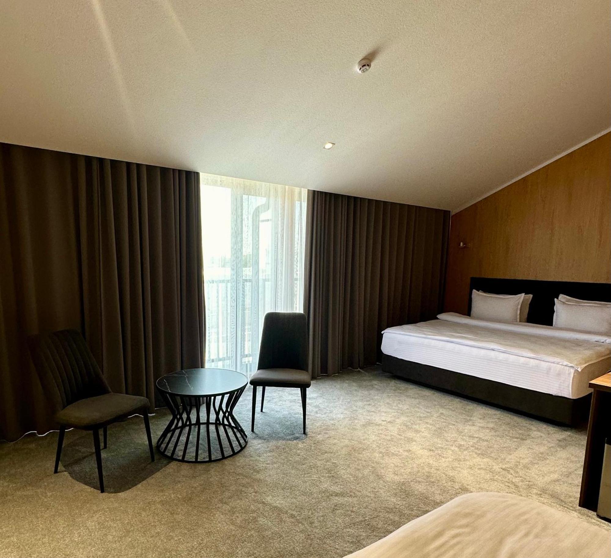 Wellfort Hotel 사마르칸트 외부 사진